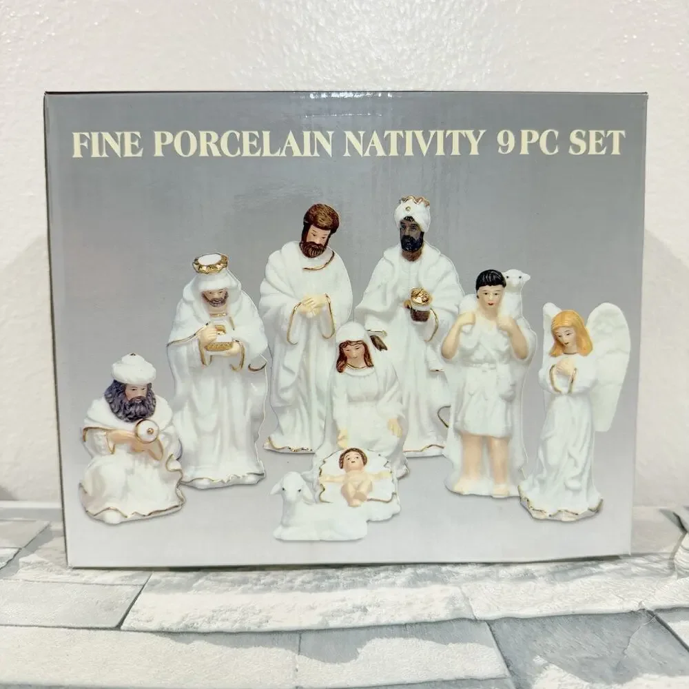 Galleria Fine Porcelain Nativity Scene Set 9Pc Set Boxed Gold Trim
